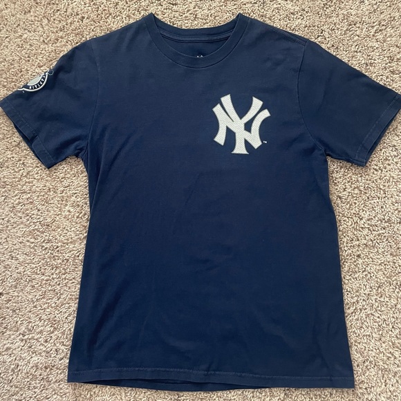 Jeter T-Shirt - Picture 2 of 5